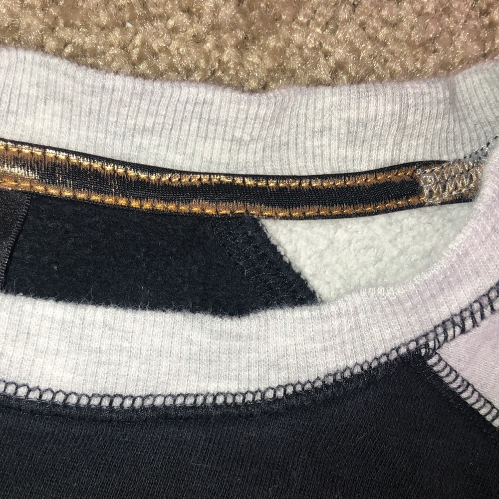 DONATED! Jordan sweater 🤎🌹 - Picture 4 of 12